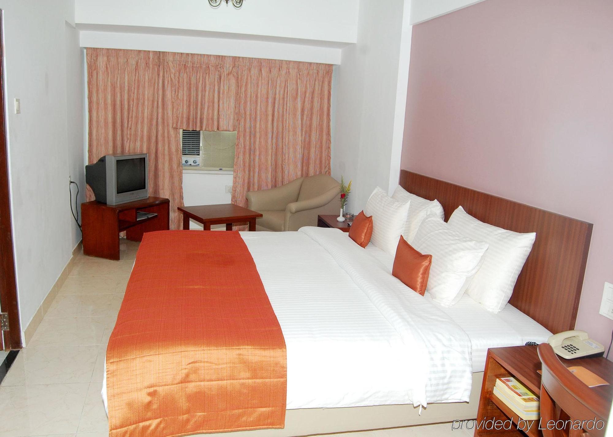 7 Apple Hotel Pimpri Pune Exterior photo